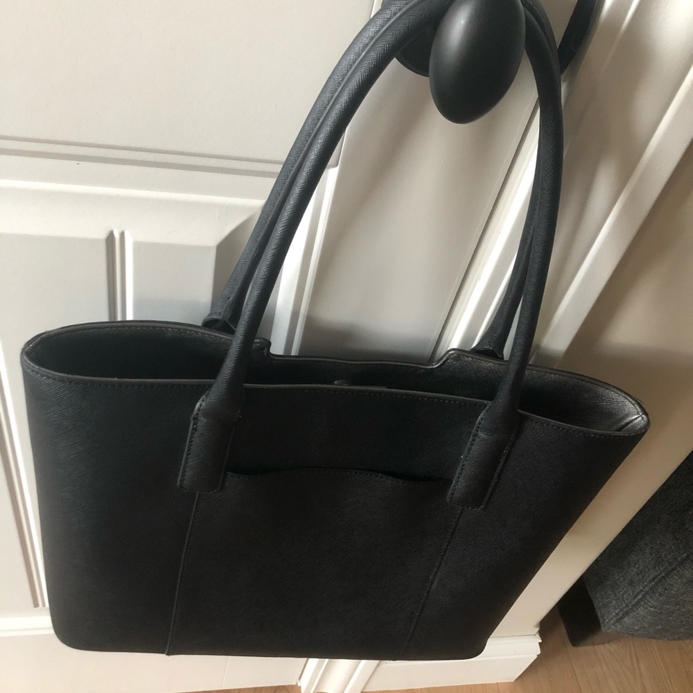 Calvin Klein Purse - Picture 4 of 6